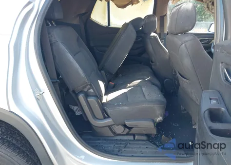 2021 Chevrolet Traverse Fwd Ls z USA, uszkodzony, nr VIN 1GNERFKW4MJ181031